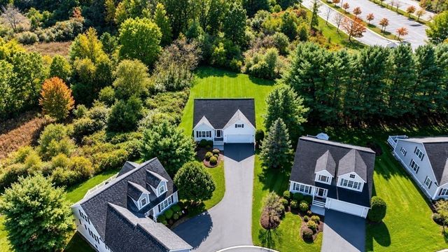 37 Augusta Way 37, Chelmsford, MA 01863