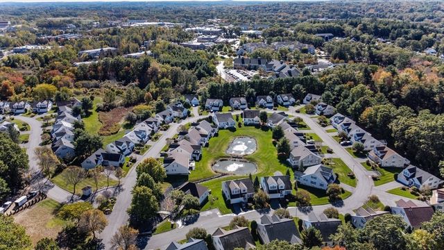 37 Augusta Way 37, Chelmsford, MA 01863