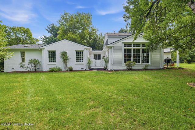 12609 Crest Arm Rd, Anchorage, KY 40223