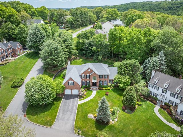 10 Kipps Court, Somers, NY 10589