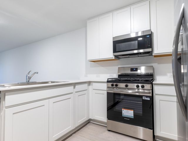 31406 Pratola Serra Circle, Huffman, TX 77336