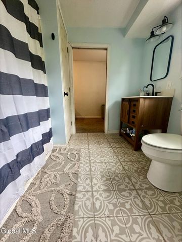 273 Gansevoort Road, Moreau, NY 12831