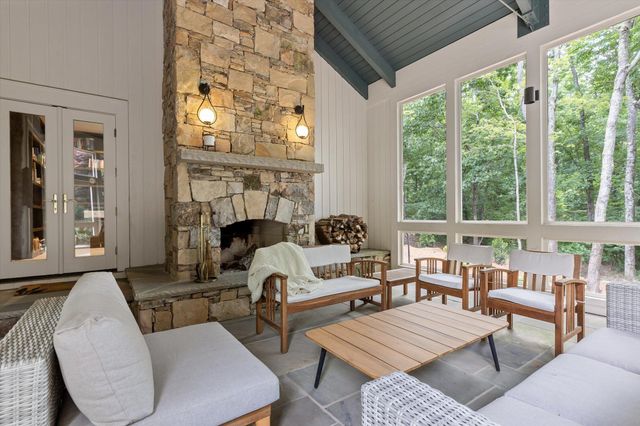 131 Sumach Street, Lookout Mountain, TN 37350