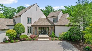 131 Sumach Street, Lookout Mountain, TN 37350