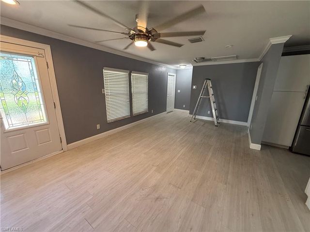 9169 Shaddock RD E, Fort Myers, FL 33967