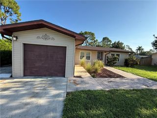 9169 Shaddock RD E, Fort Myers, FL 33967