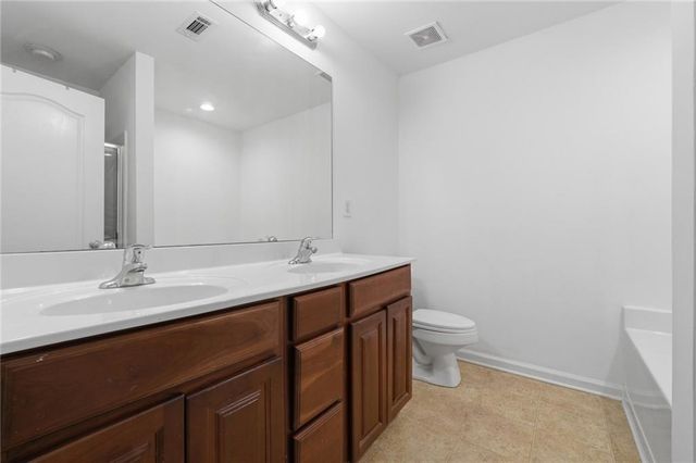 1108 Treymont Lane, Lawrenceville, GA 30045