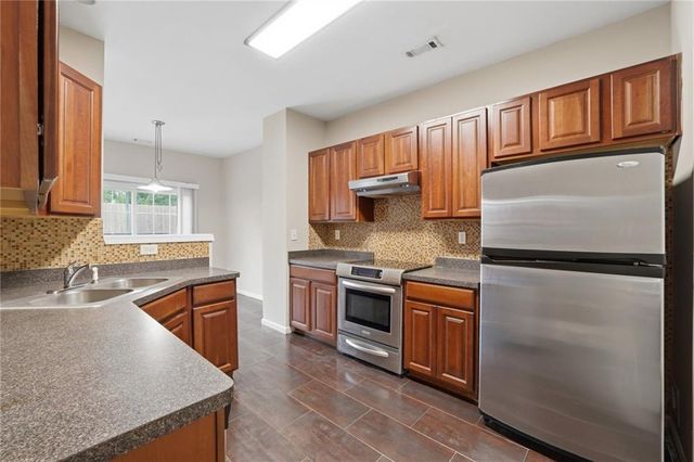 1108 Treymont Lane, Lawrenceville, GA 30045