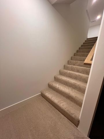 19826 Cinnamon Street, Omaha, NE 68135