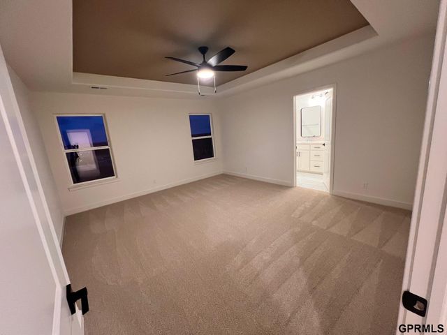 19826 Cinnamon Street, Omaha, NE 68135