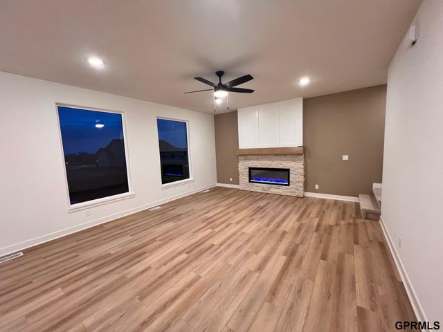 19826 Cinnamon Street, Omaha, NE 68135