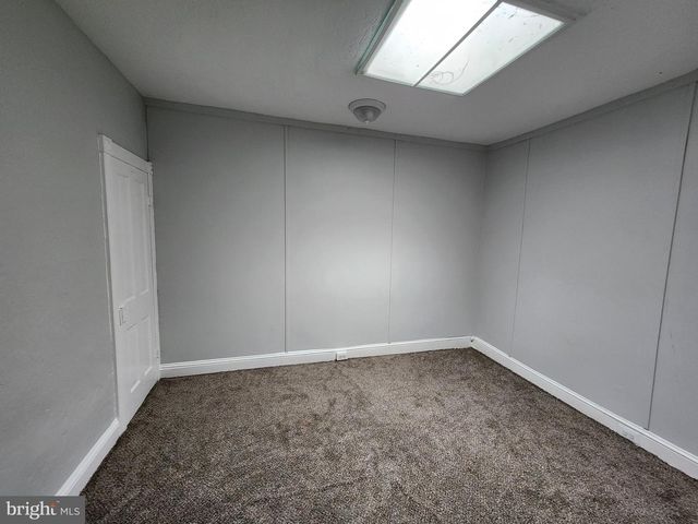 2014 E LANVALE ST, Baltimore, MD 21213