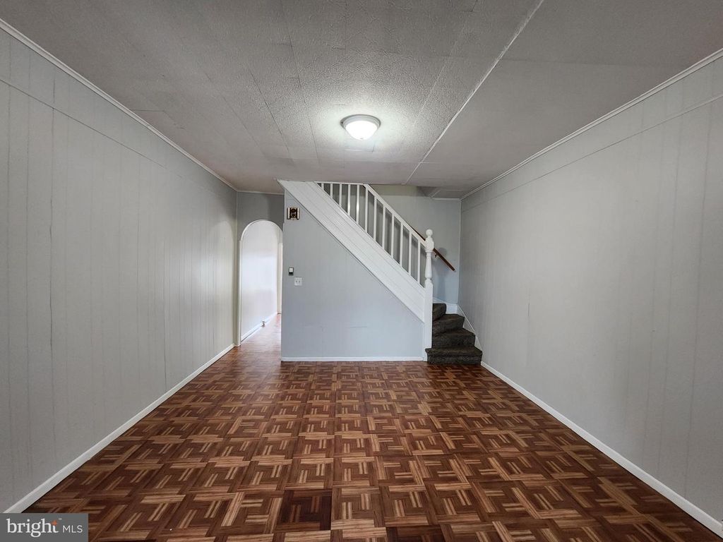 Image 11 of property listing at 2014 E LANVALE ST, Baltimore, MD 21213