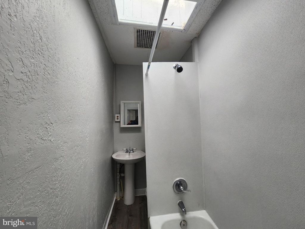 Image 25 of property listing at 2014 E LANVALE ST, Baltimore, MD 21213