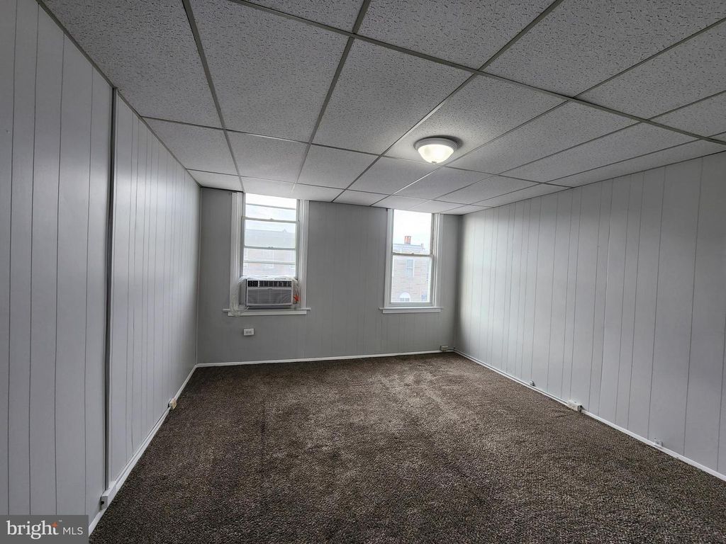Image 31 of property listing at 2014 E LANVALE ST, Baltimore, MD 21213