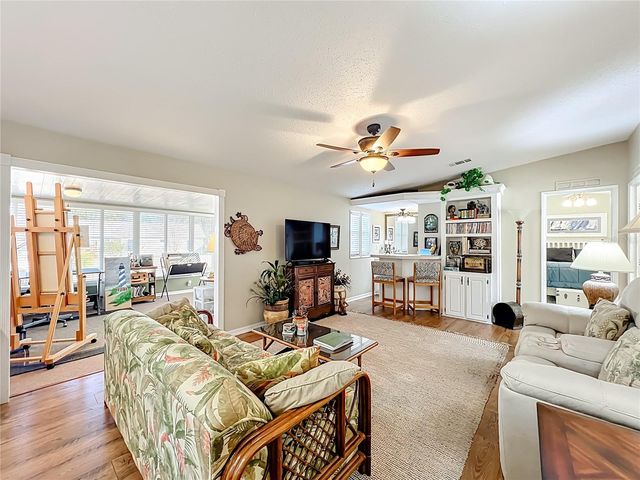 5034 EL DESTINO DRIVE, Leesburg, FL 34748