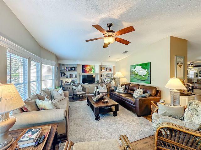 5034 EL DESTINO DRIVE, Leesburg, FL 34748