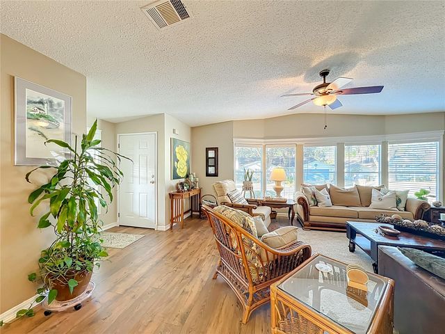 5034 EL DESTINO DRIVE, Leesburg, FL 34748