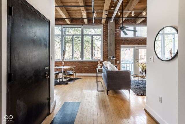 430 N Park Avenue 105, Indianapolis, IN 46202