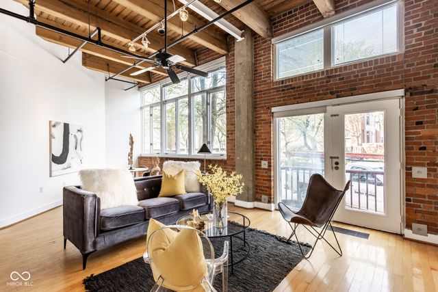 430 N Park Avenue 105, Indianapolis, IN 46202