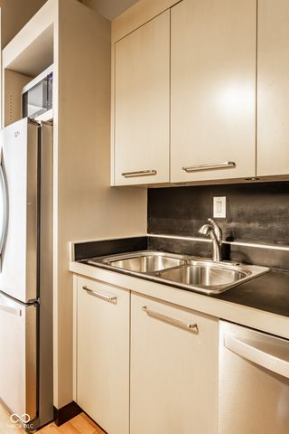 430 N Park Avenue 105, Indianapolis, IN 46202
