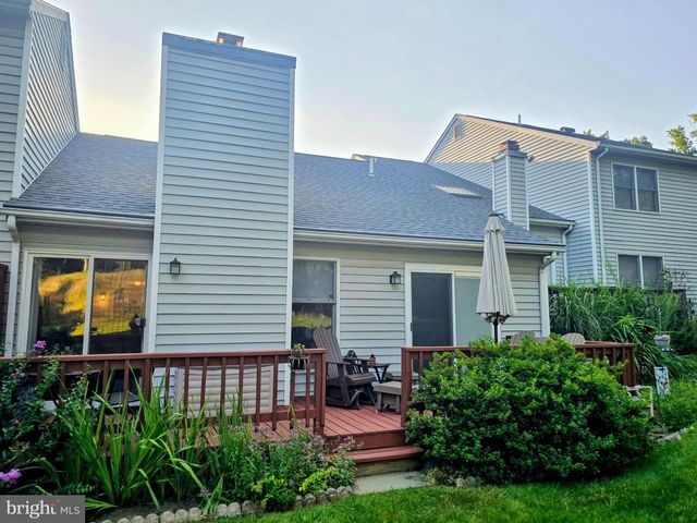 103 MOUNTAINSTONE DR, Elizabethtown, PA 17022