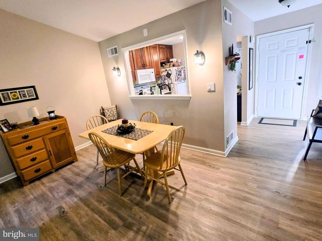 103 MOUNTAINSTONE DR, Elizabethtown, PA 17022