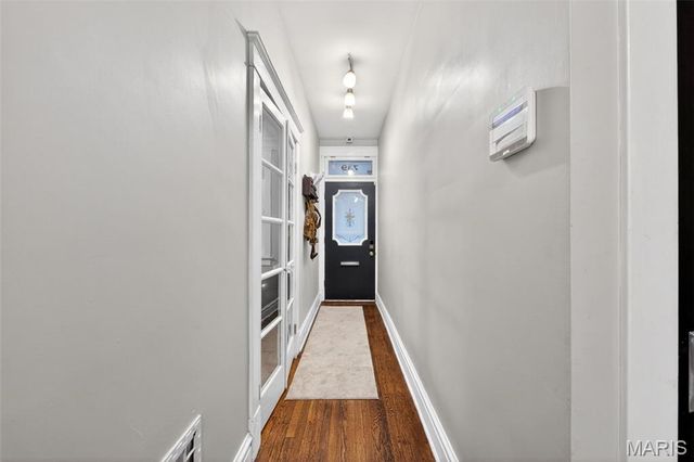 739 Dover Place, St Louis, MO 63111