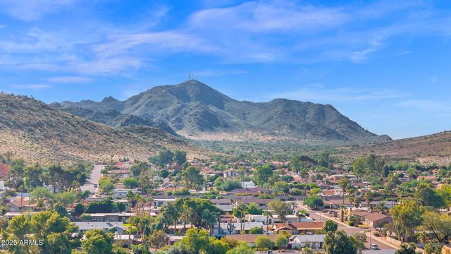 501 E CALAVAR Road, Phoenix, AZ 85022