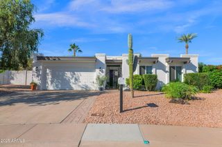 501 E CALAVAR Road, Phoenix, AZ 85022