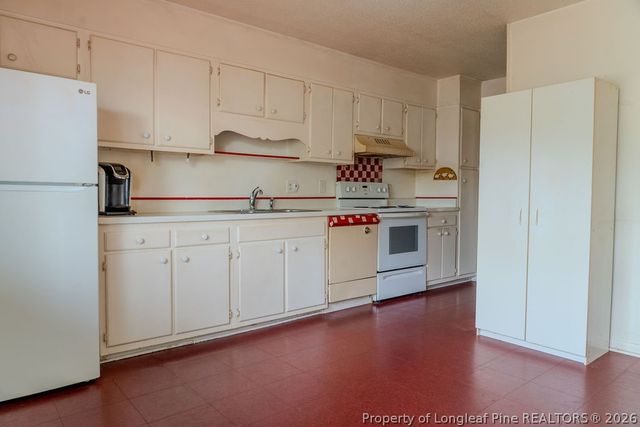 6601 Wofford Court, Fayetteville, NC 28311