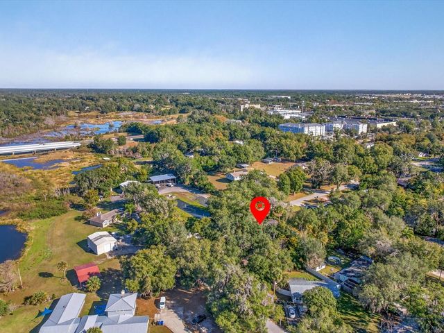 318 W PALMETTO AVENUE, Deland, FL 32720