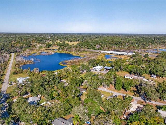 318 W PALMETTO AVENUE, Deland, FL 32720