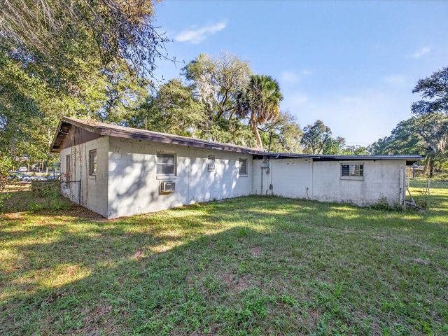 318 W PALMETTO AVENUE, Deland, FL 32720
