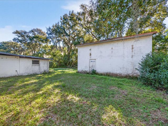 318 W PALMETTO AVENUE, Deland, FL 32720