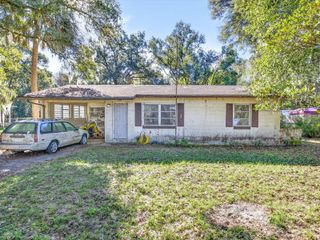318 W PALMETTO AVENUE, Deland, FL 32720