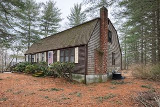 54 Leaf Ln, East Bridgewater, MA 02333