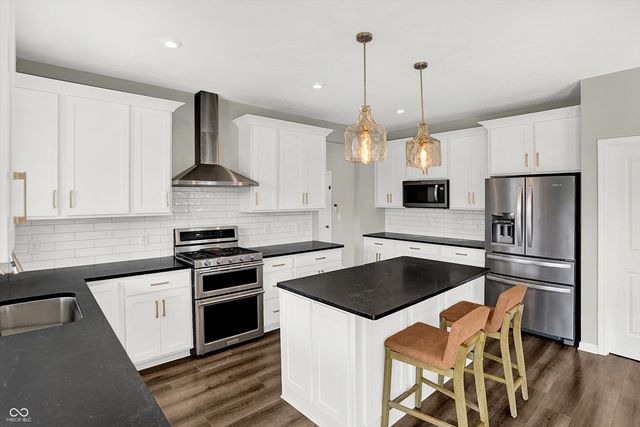 7877 Villa Circle, Avon, IN 46123