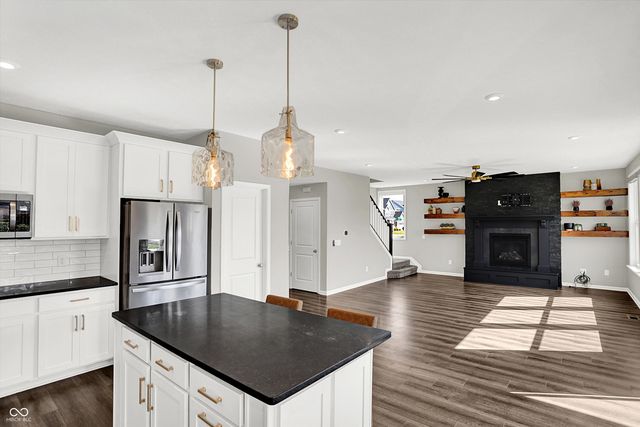 7877 Villa Circle, Avon, IN 46123