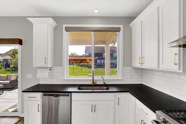 7877 Villa Circle, Avon, IN 46123