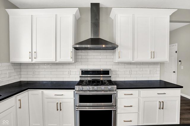 7877 Villa Circle, Avon, IN 46123