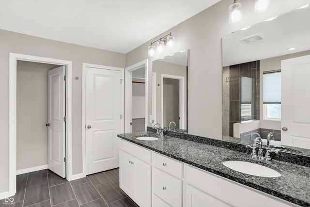 7877 Villa Circle, Avon, IN 46123