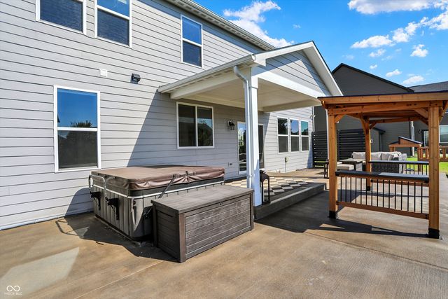 7877 Villa Circle, Avon, IN 46123