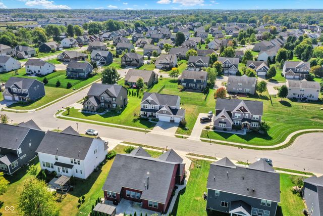 7877 Villa Circle, Avon, IN 46123