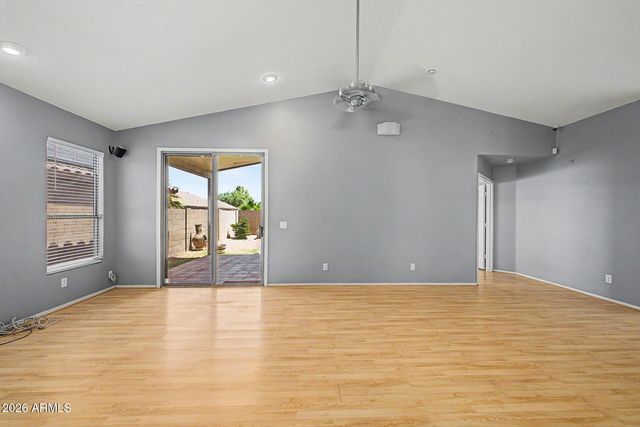 15283 W Eureka Trail, Surprise, AZ 85374