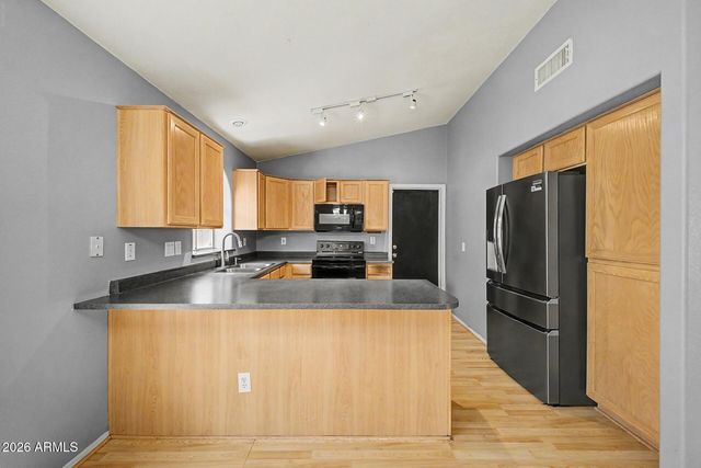 15283 W Eureka Trail, Surprise, AZ 85374