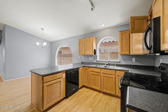 15283 W Eureka Trail, Surprise, AZ 85374