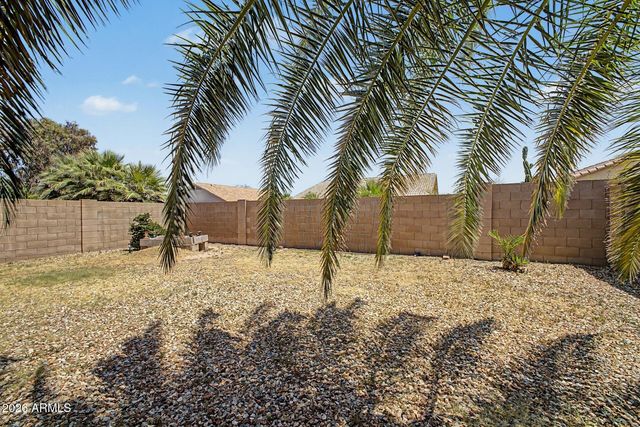 15283 W Eureka Trail, Surprise, AZ 85374