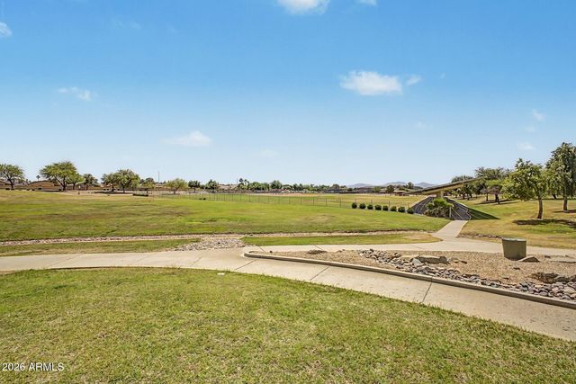 15283 W Eureka Trail, Surprise, AZ 85374