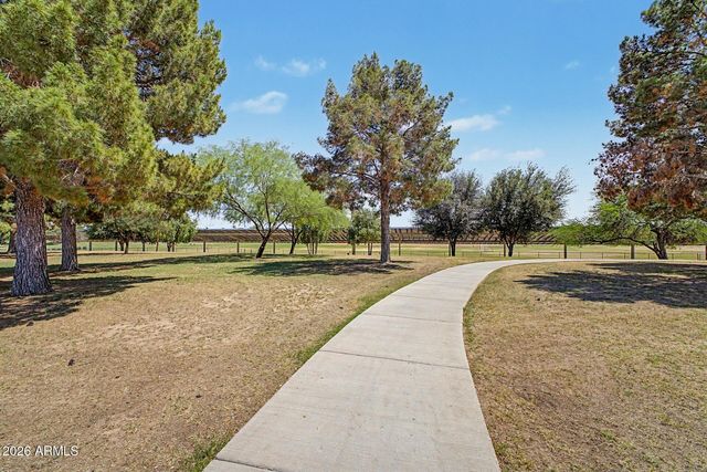15283 W Eureka Trail, Surprise, AZ 85374